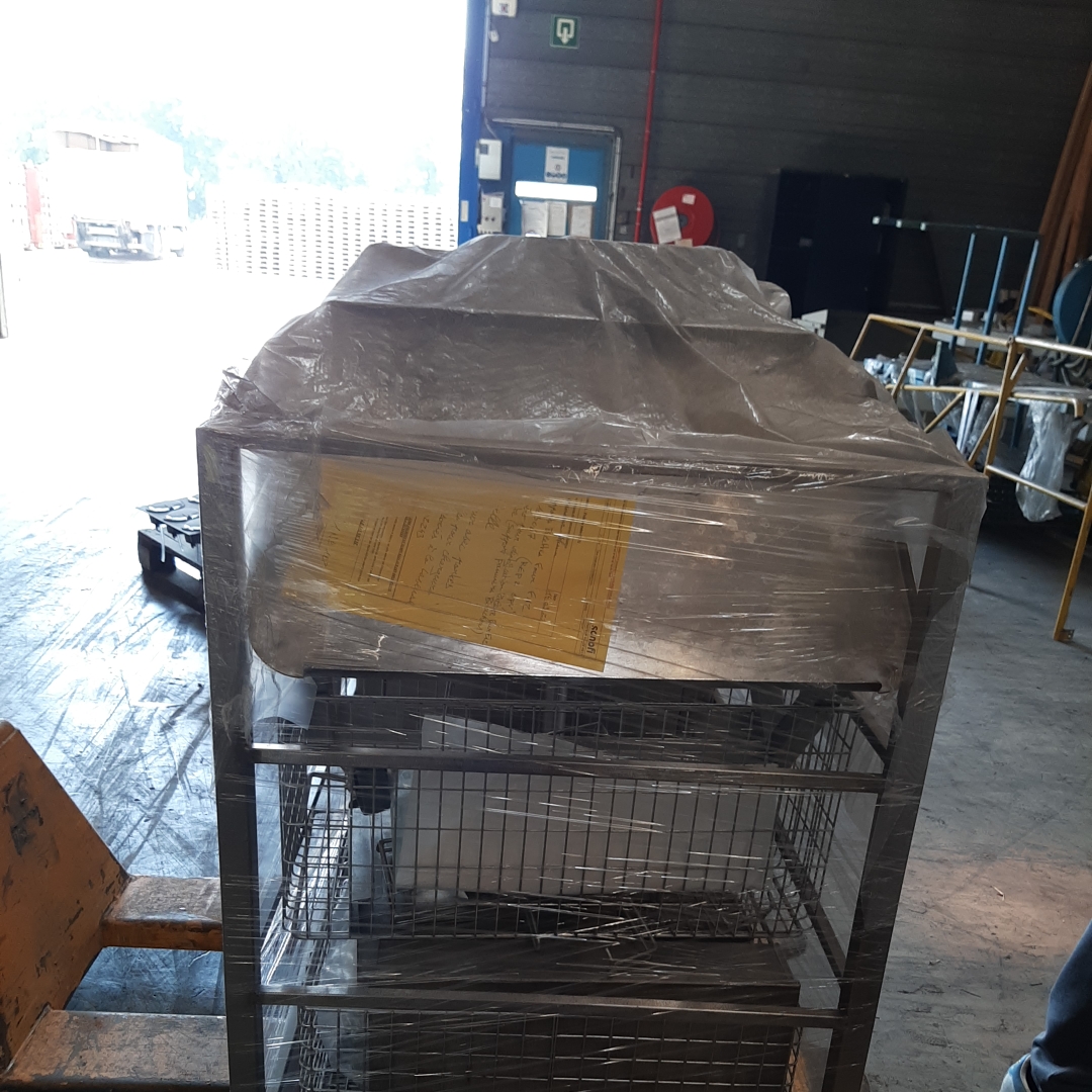 Used Tables and Baskets - PH011S