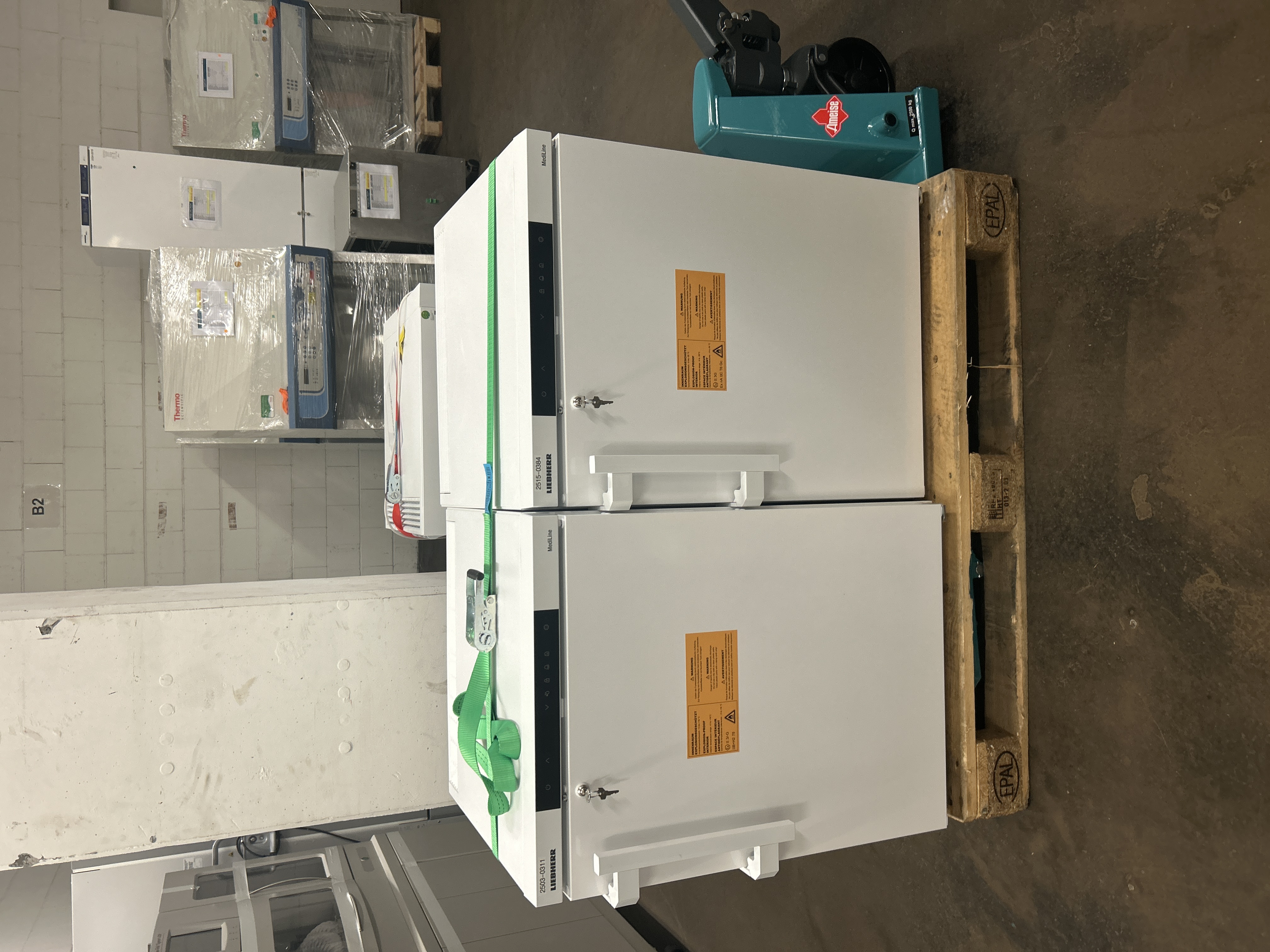 Used Refrigerator - Liebherr - Mediline - BTH206, BTH207