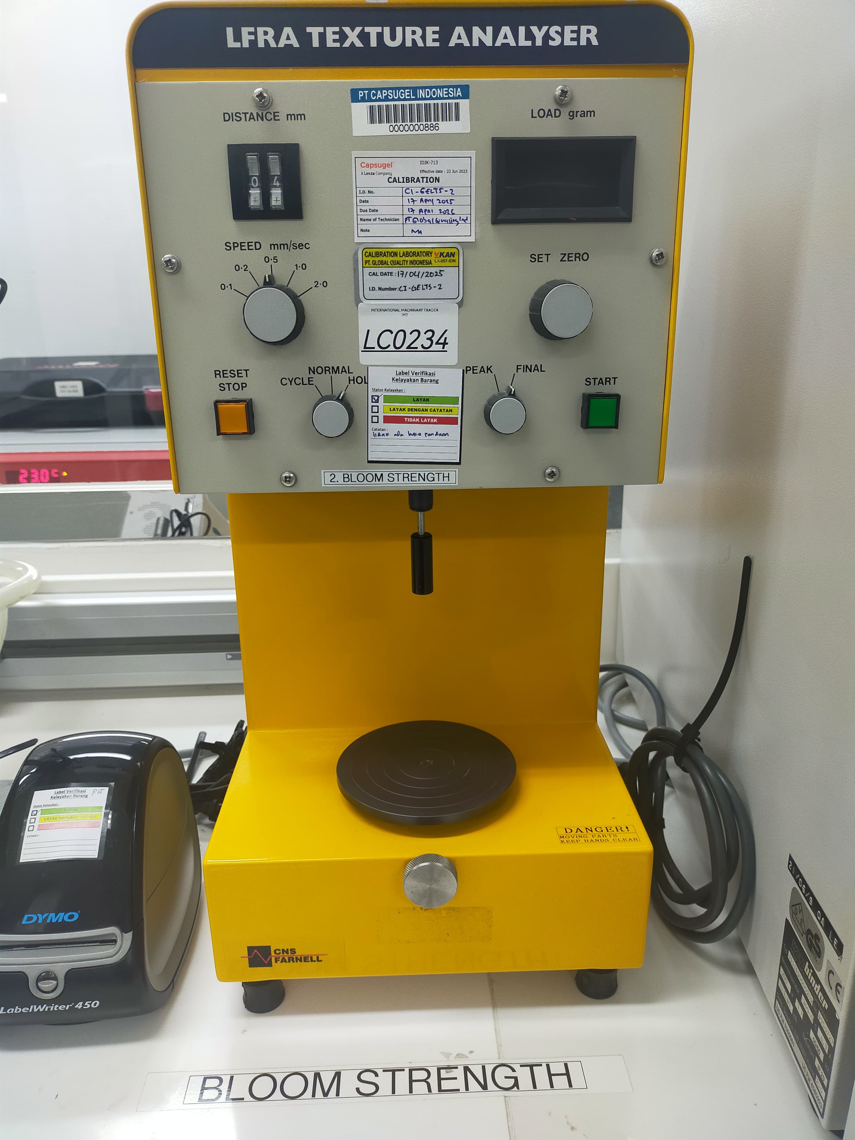 Used Lfra Texture Analyzer - CNS Farnell - TA 1000 - LC0234