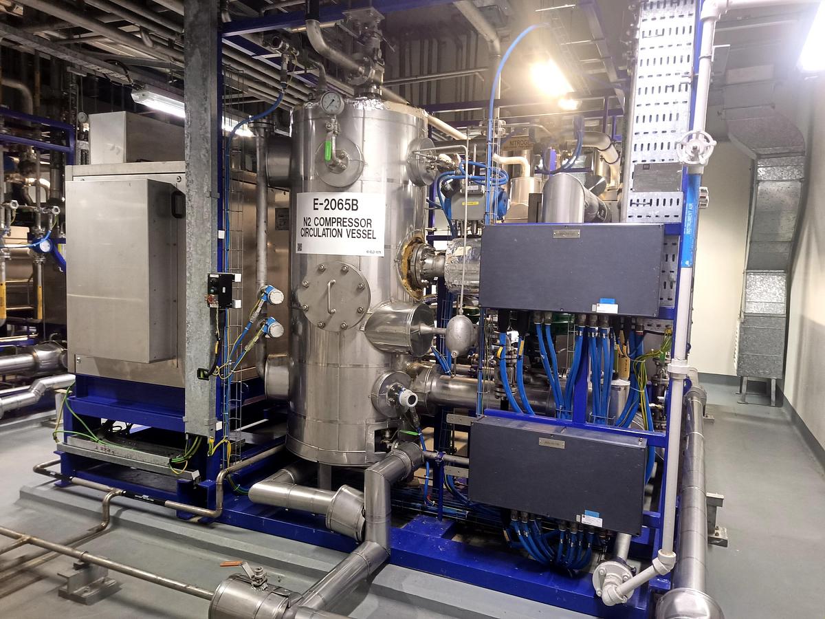 Used N2 Compressor Recycling Vessel - Harald Uebers - SG069