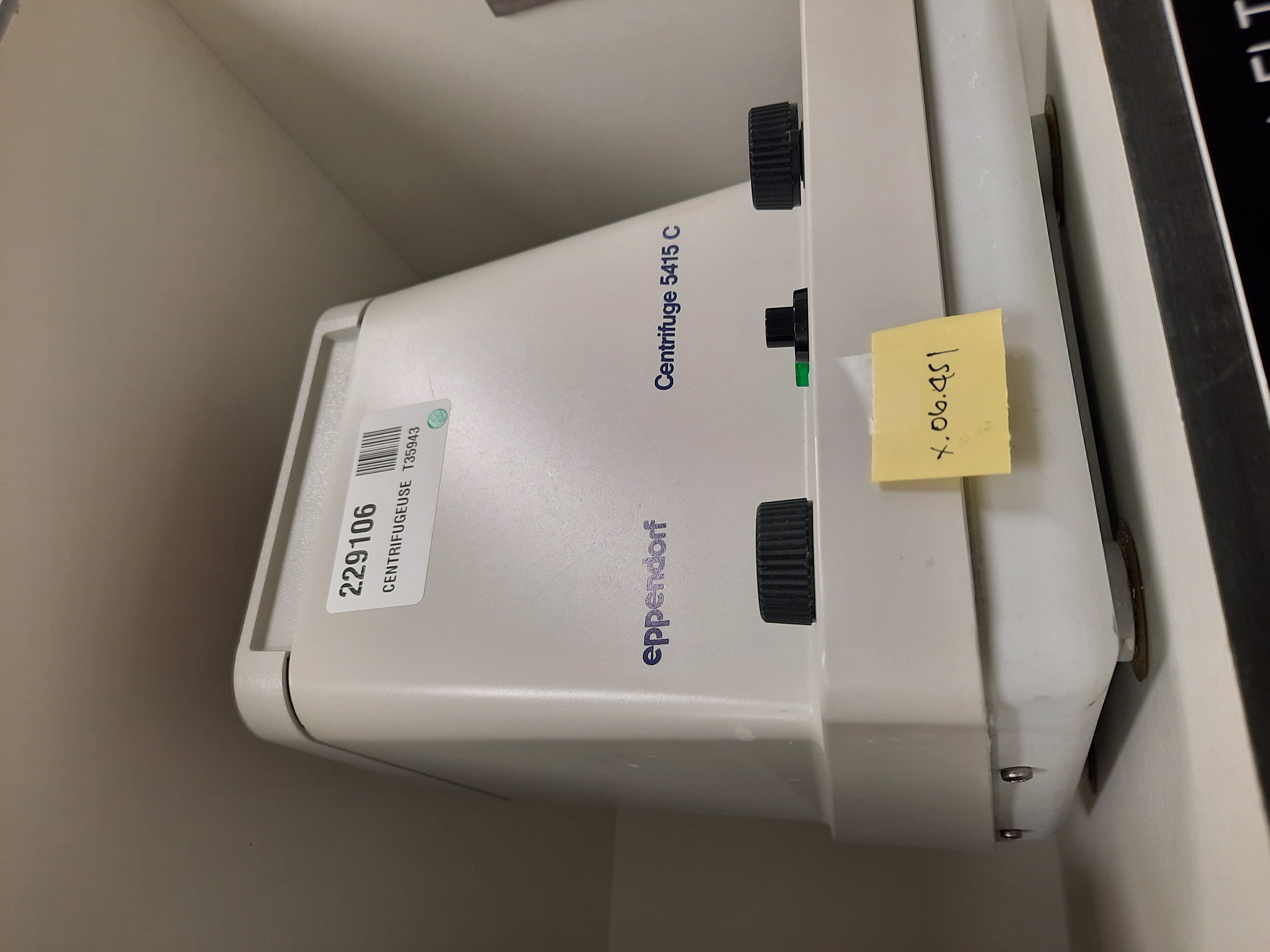 Used Centrifuge - Eppendorf - X.06.451