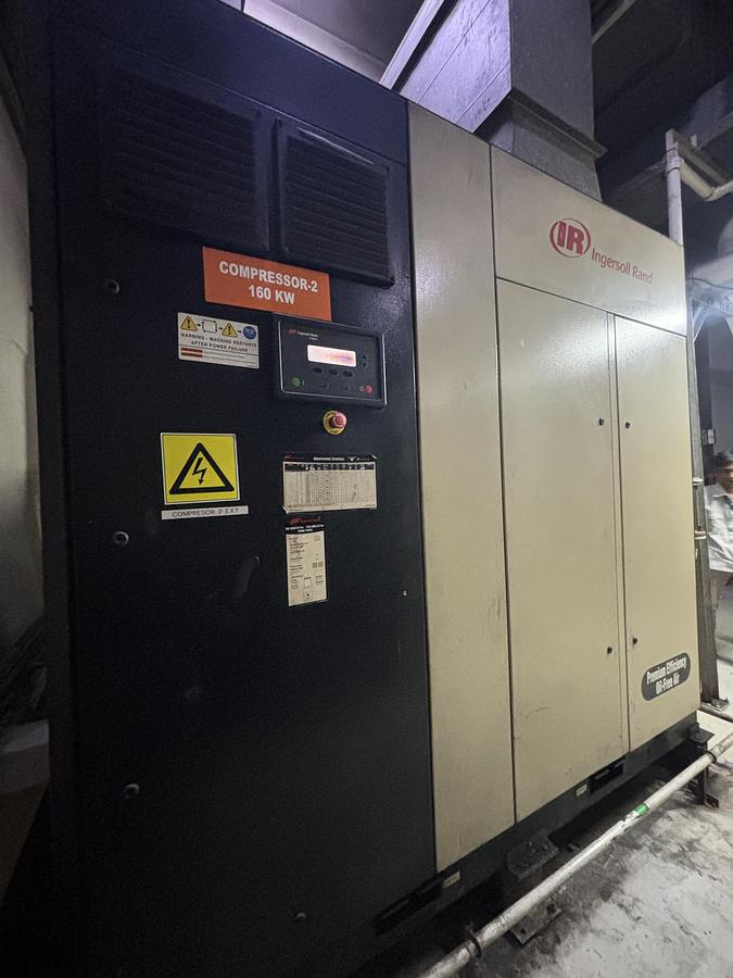 Used Compressor - Ingersoll-Rand - IRN160k Of Rotary - LC0180