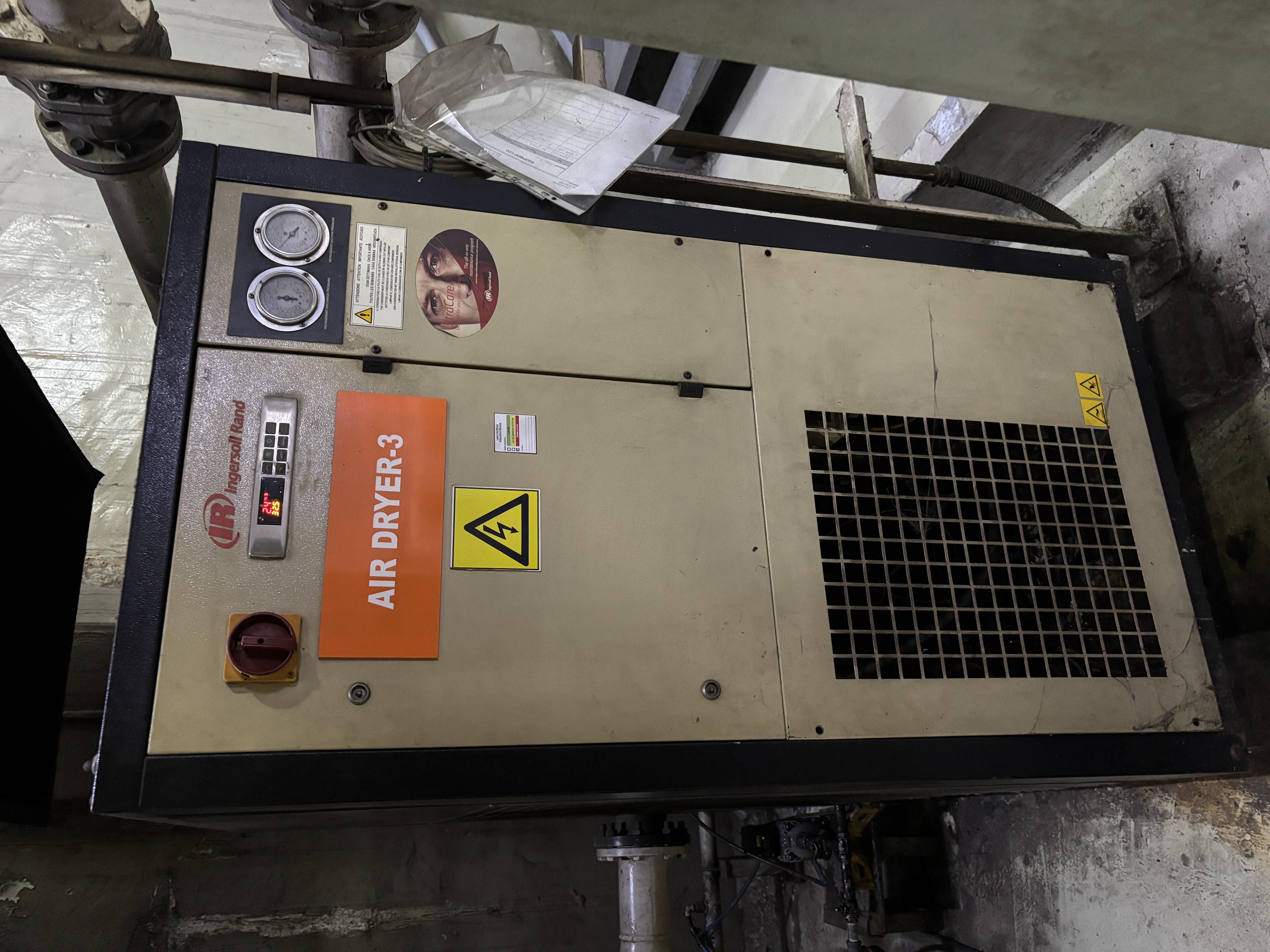 Used Air Dryer - Igersoll Rand - D2520IN-A - LC0903, LC0907