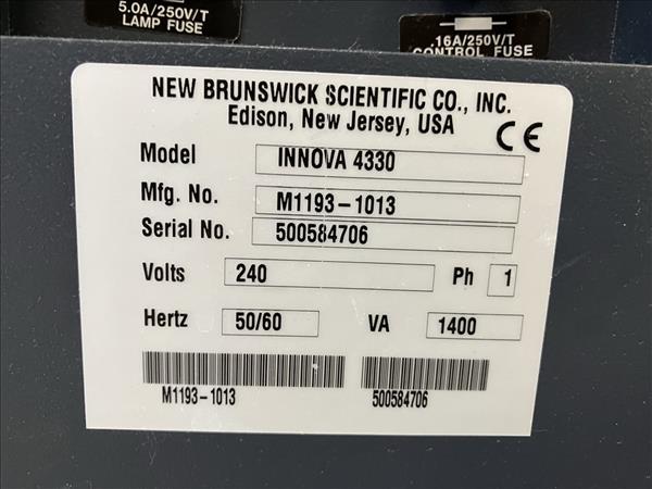 Used New Brunswick - Floorstanding Shaker Incubator