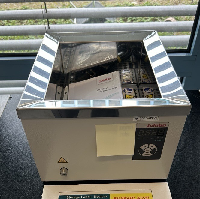 Used Water Bath - Julabo - Pura 10 - BTH085, BTH134