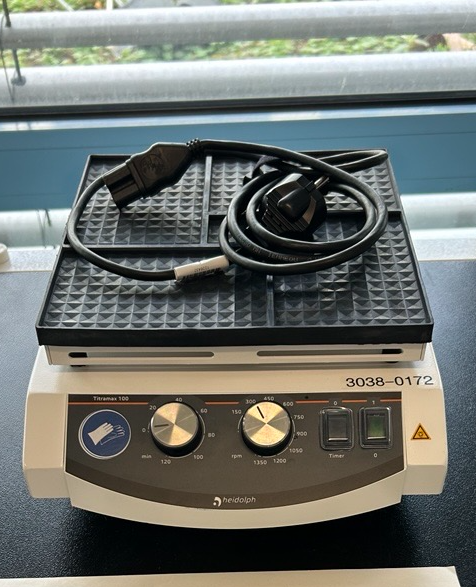 Used Mixing Device (For Vessel>10ml) - Heidolph - Titramax 100 - BTH021, BTH137