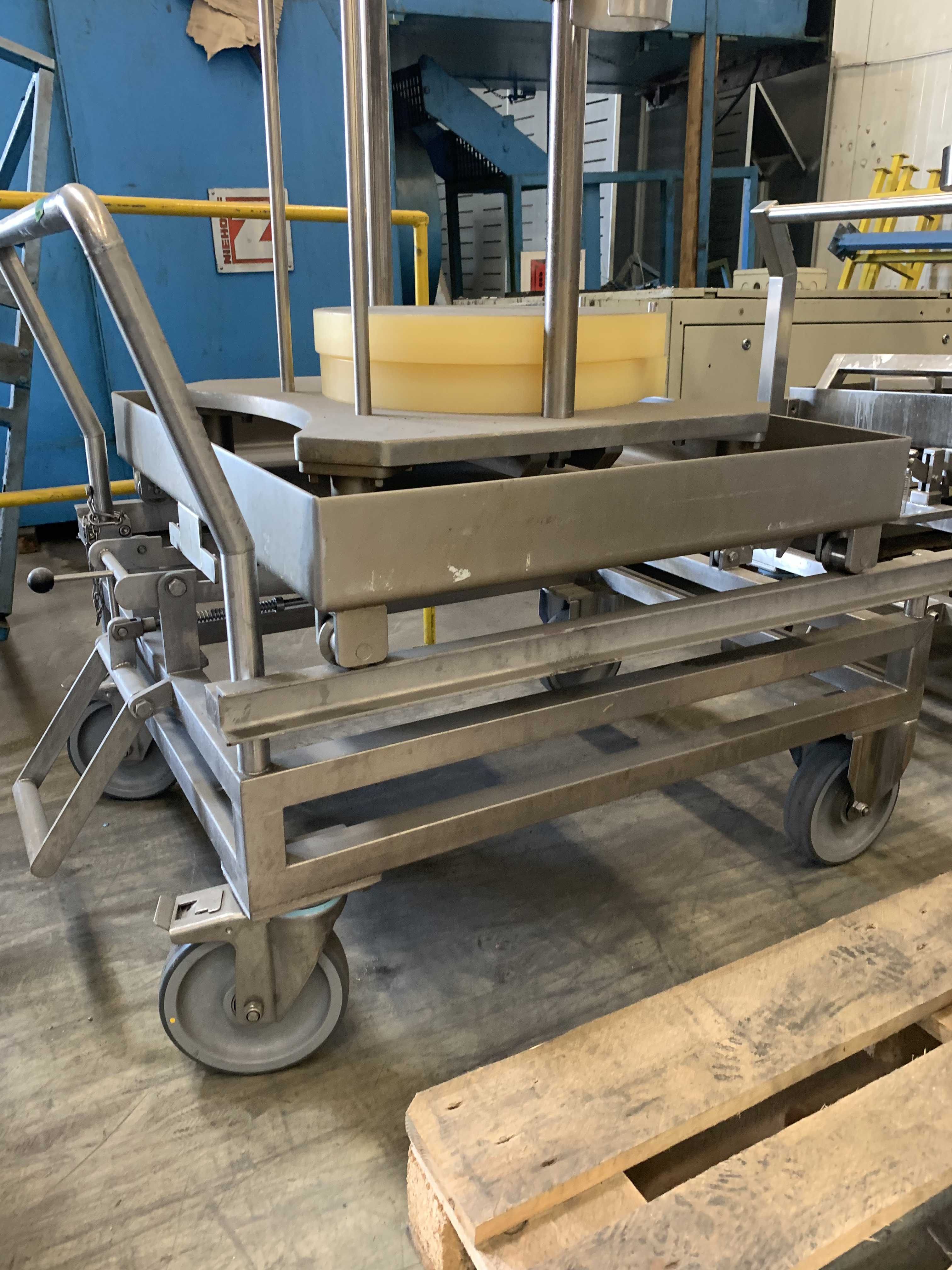 Used System Holder / Support for deep filters - 3M - Zeta Plus 16EZA - 351796G & K042