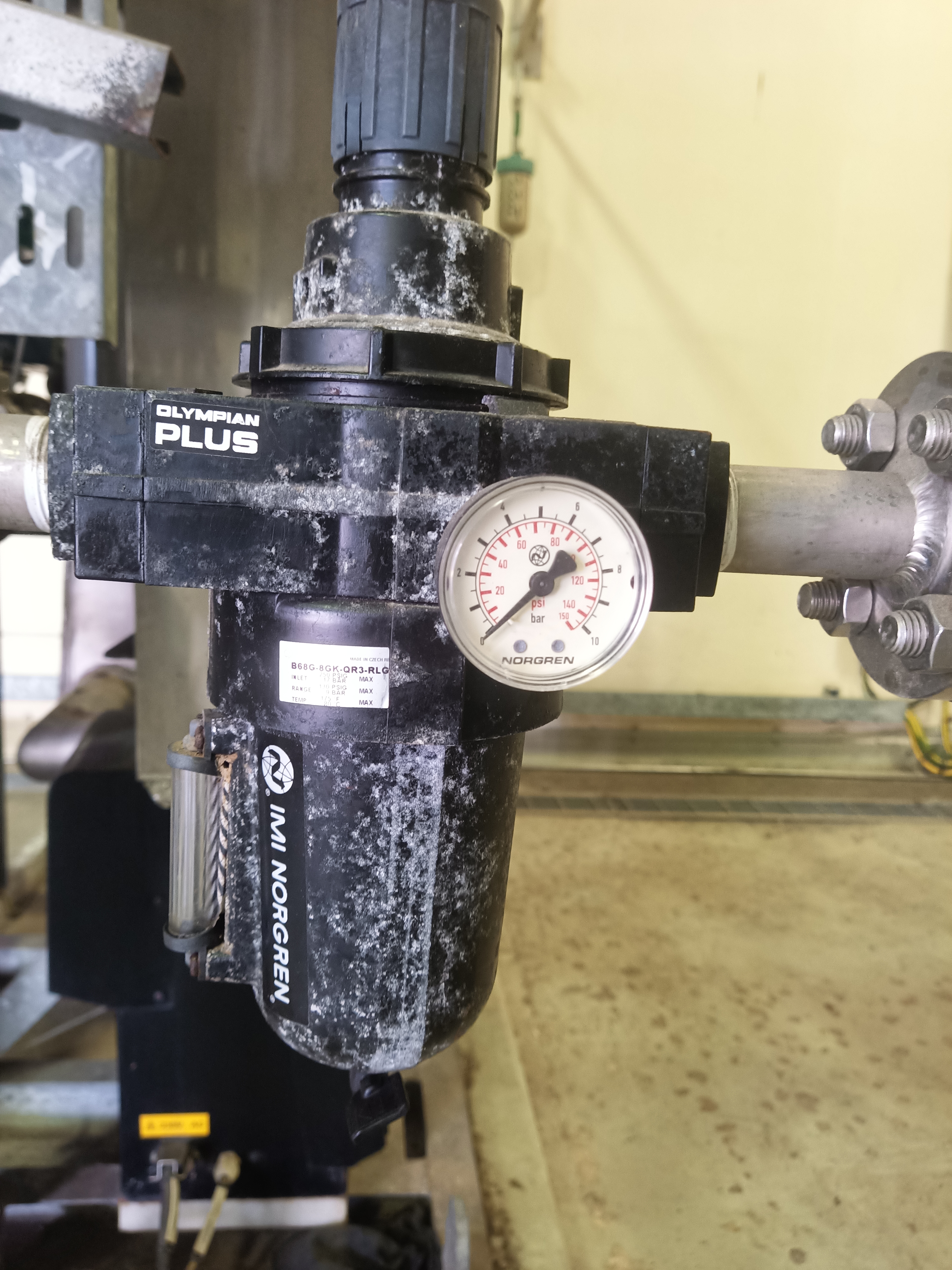 Used Safe Change Filter Housing. Yom 2016. Magnetic Separator (Magbox Mxf29-E-0250). Yom 2016.vv - Parker Hannifin Singapore - SG121