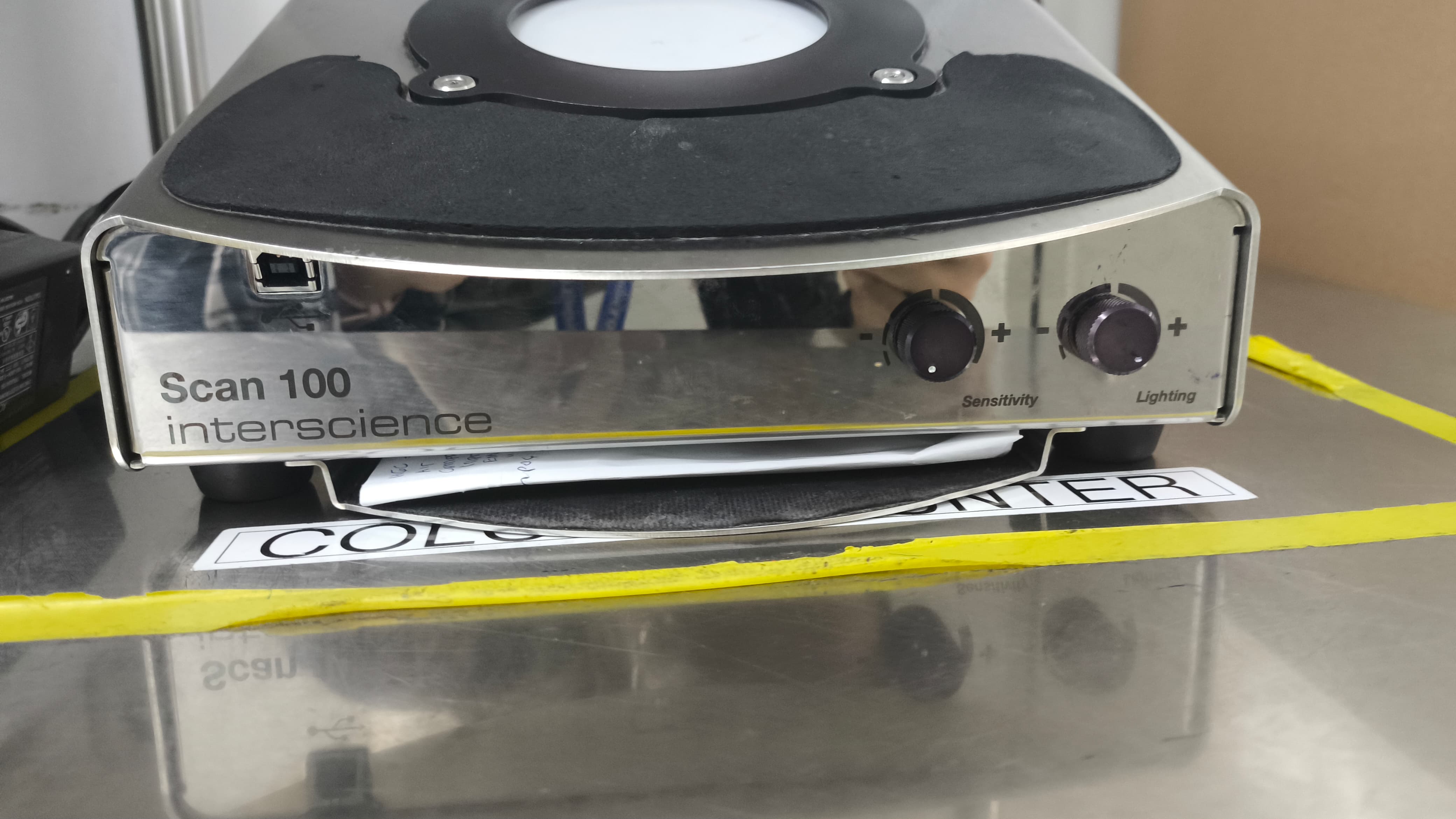 Used Colony Counter - Interscience - Scan 100 - LC0304