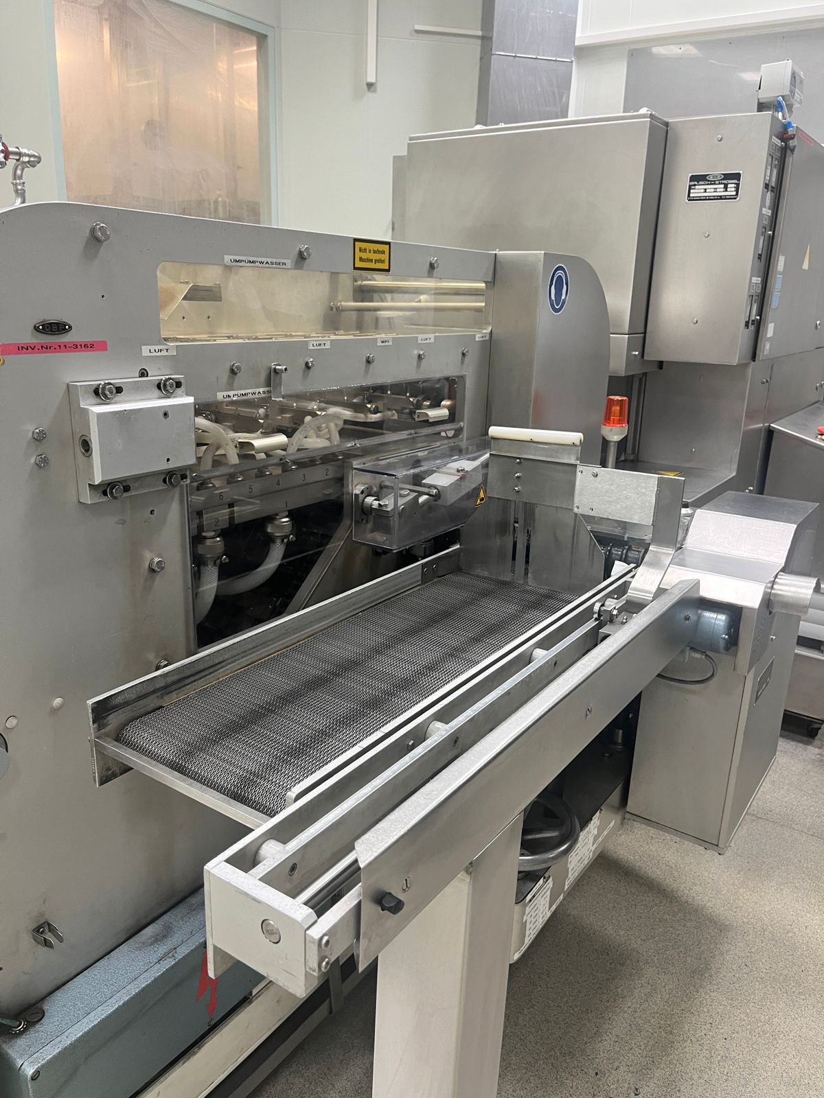 Used Filling Line 4 - Bausch + Strobel - AEWO18