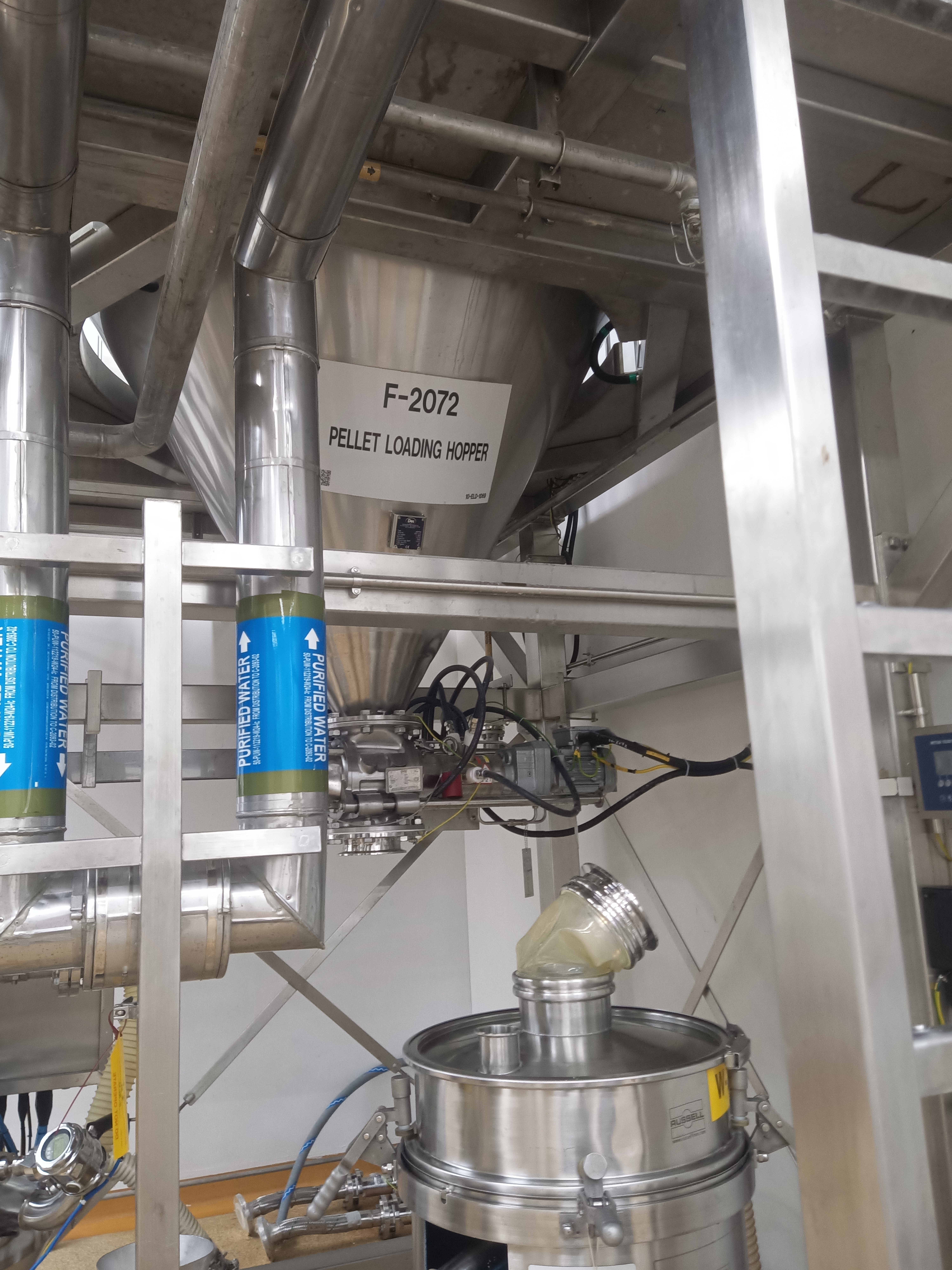 Used Pellet Loading Hopper - Dietrich Engineering Consultants SA - SG080