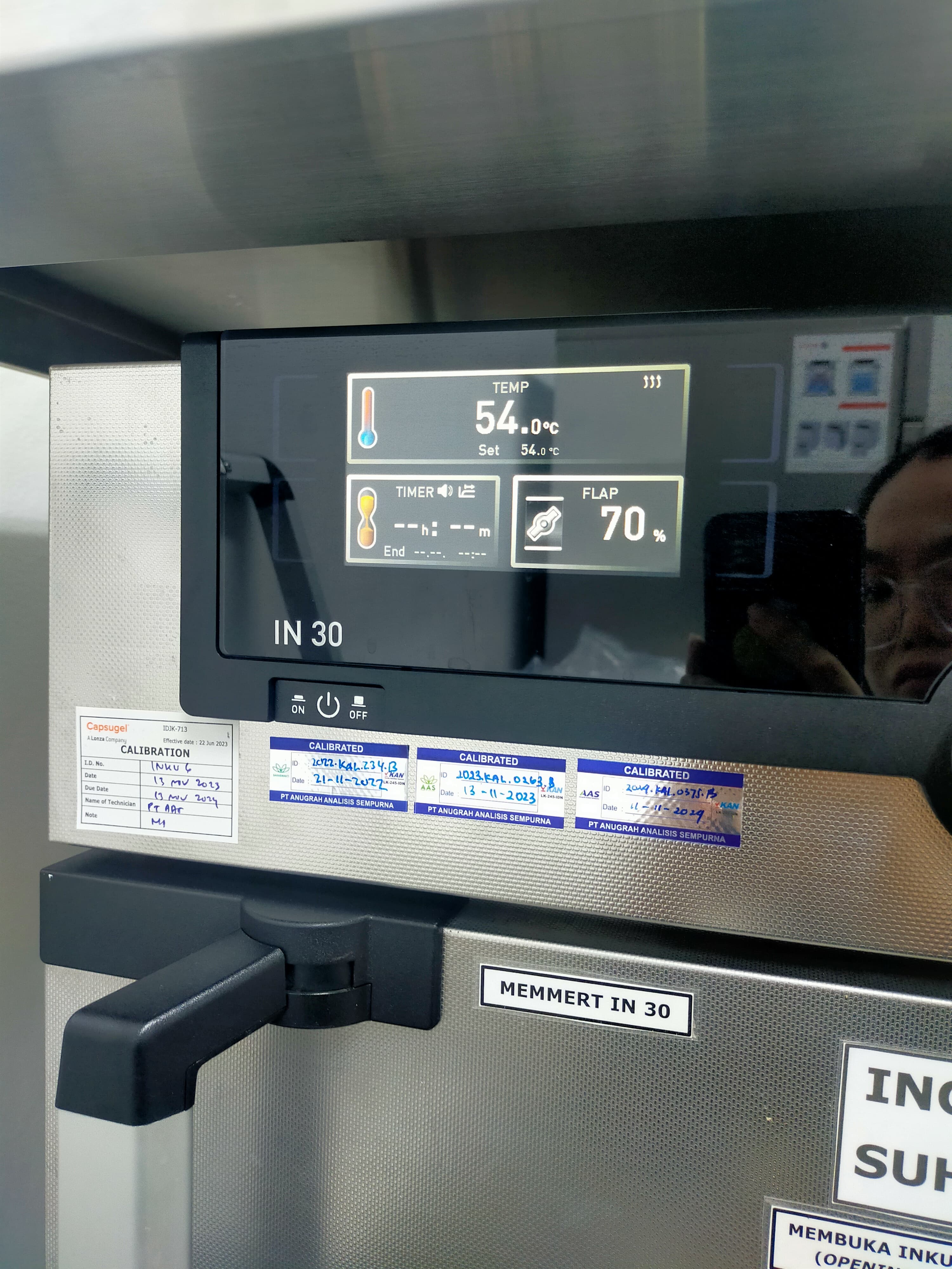 Used Incubator - Memmert - IN30 - LC0226