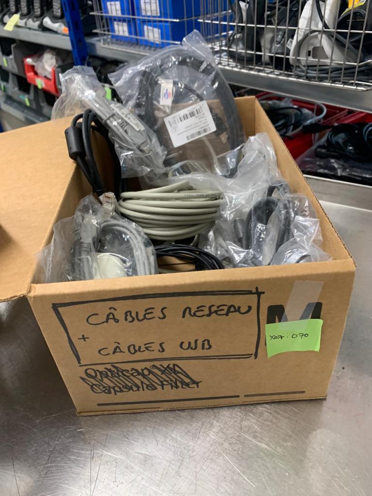 Used Cables USB and Cables Network - X07.070
