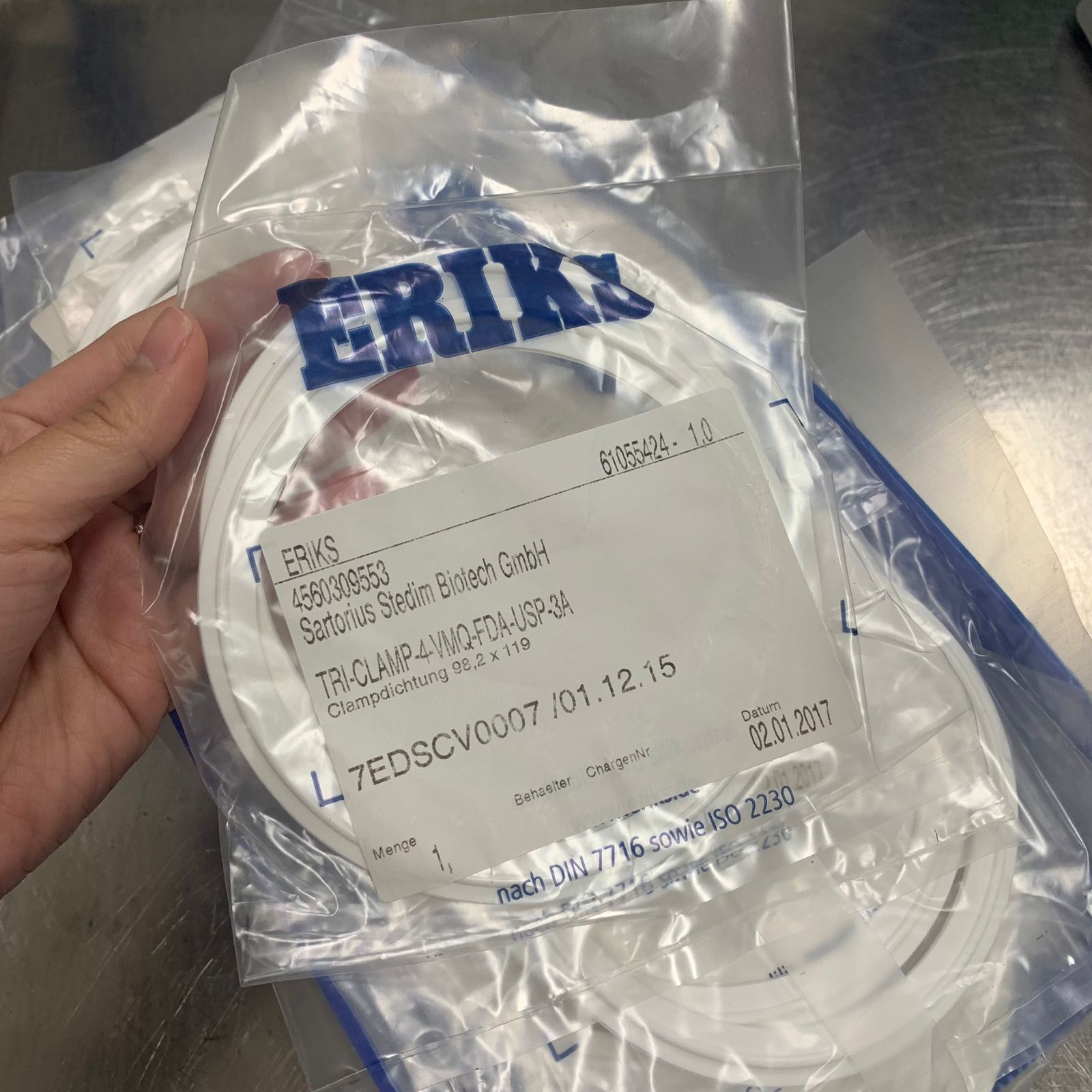 Used Mquant PH-Indicator Strips (100 Tests) - X07.152