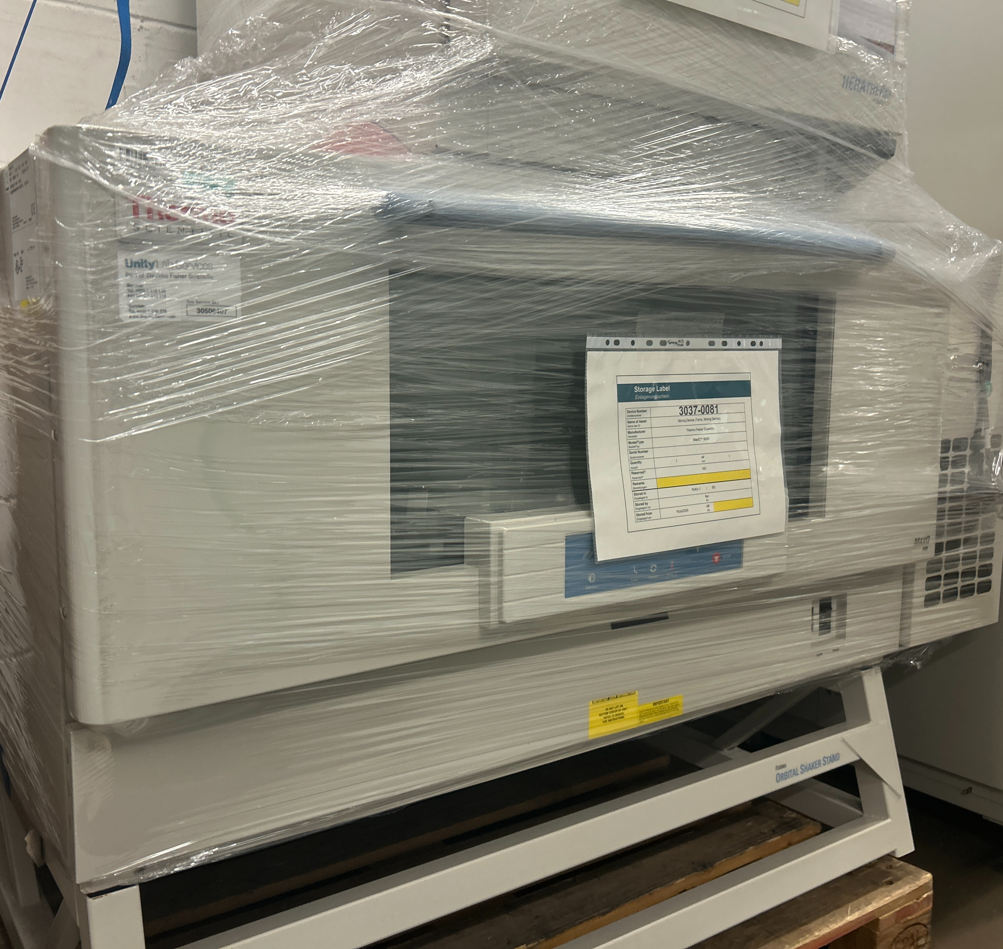 Used Mixing Device - Thermo Fisher Scientific - 496 - BTH101