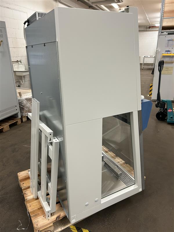 Used Laminar Flow - Thermo Fisher Scientific - Safe 2020 0.9 - BTH094, BTH095