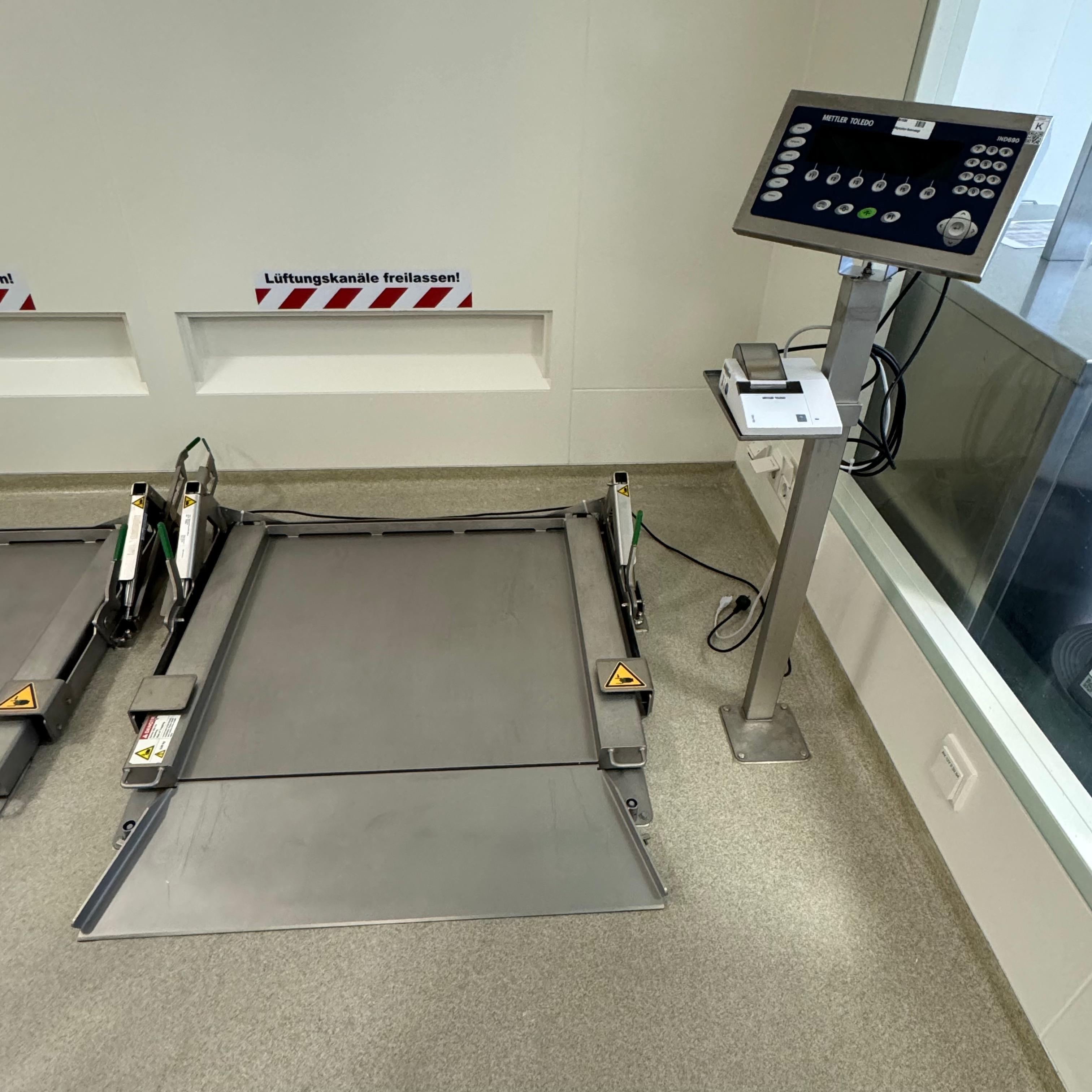Used Floor Scale With Printer - Mettler Toledo - Hebevorrichtung Pua 850 MM - GR027