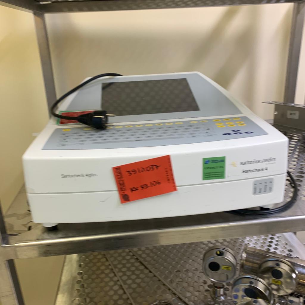 Used Filter Integrity Tester - Sartorius - Sartocheck 4 Plus - 39.1A.037.GR