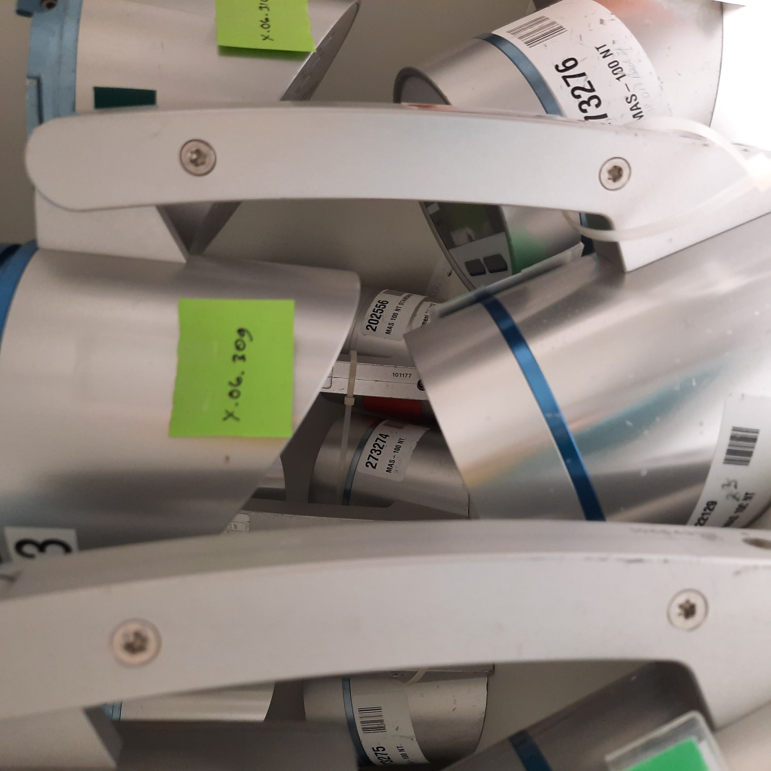 Used Microbiological Air Sampler - Merck Mass 100 NT - X.06.299-X.06.316