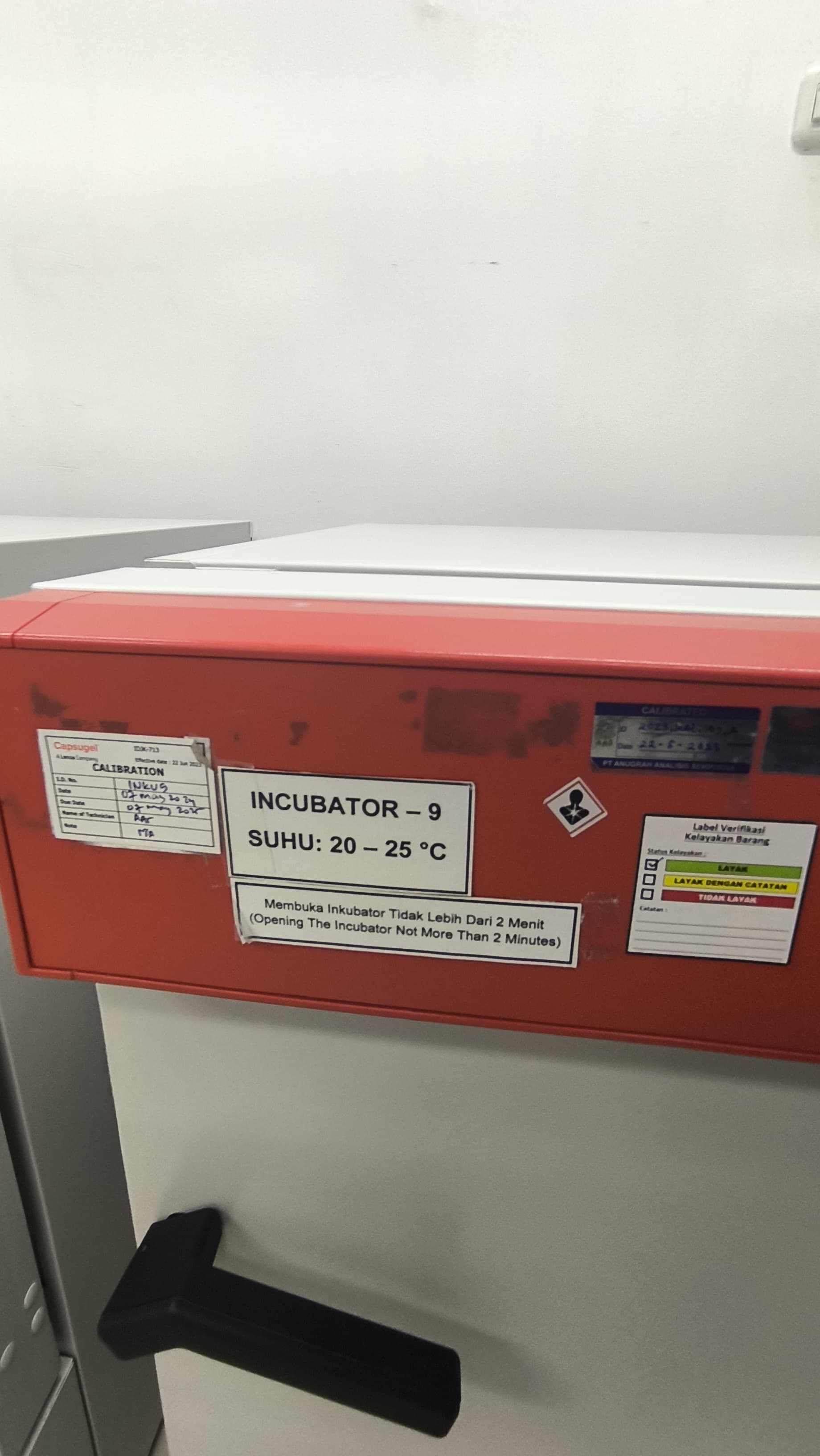 Used Cooling Incubator - Binder - KB 115 - LC0225
