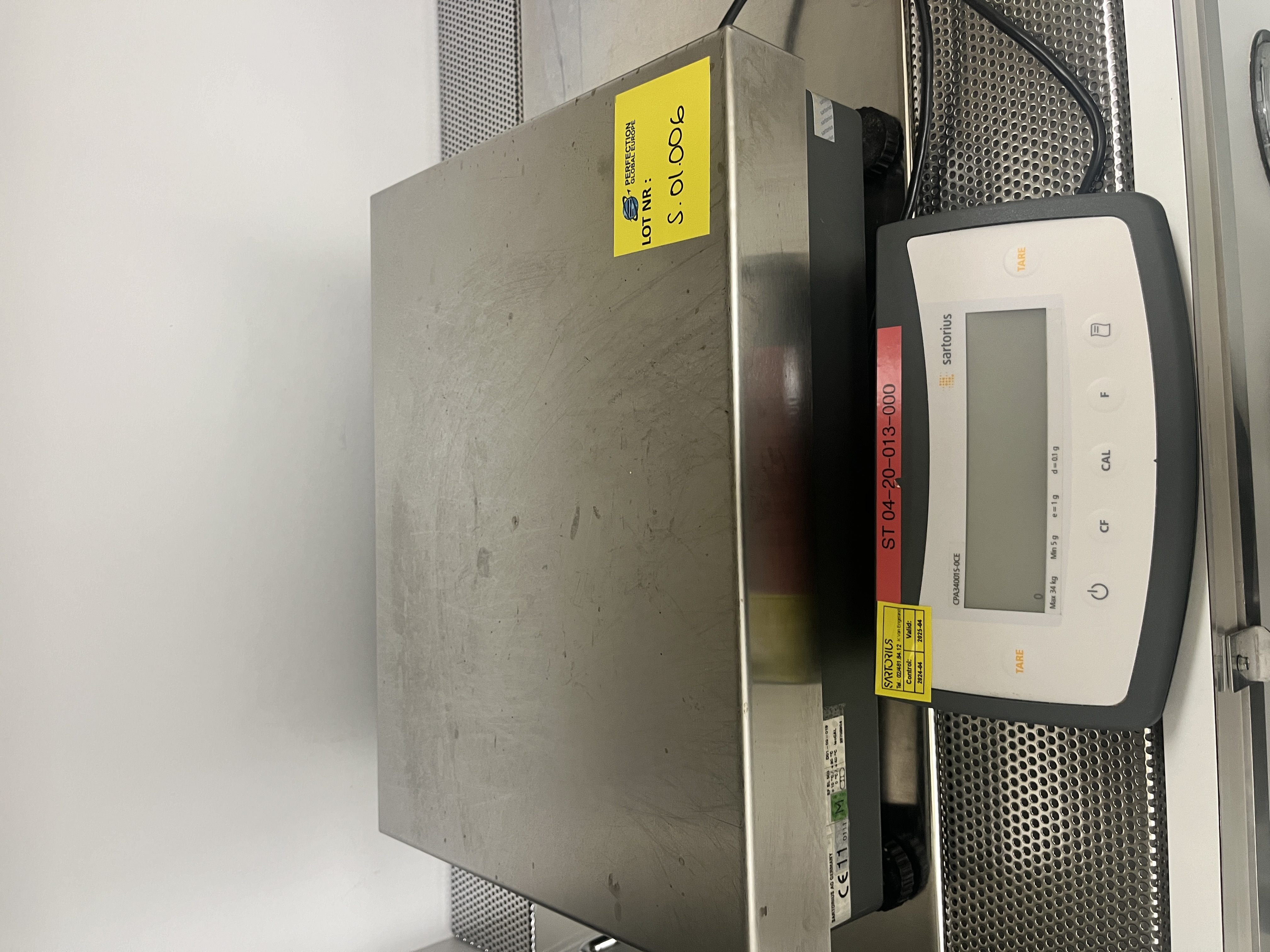 Used Balance - Sartorius.- S.01.006
