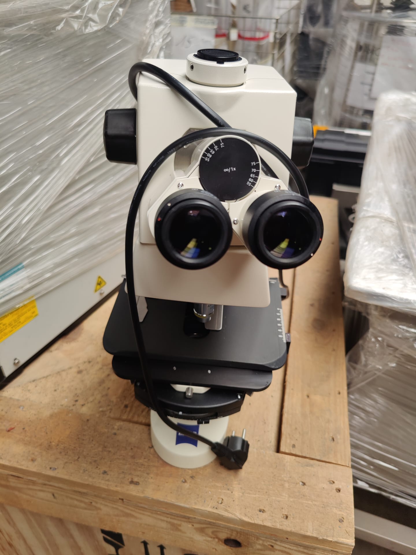 Used Microscope - Axioskop 40 -  DK1016