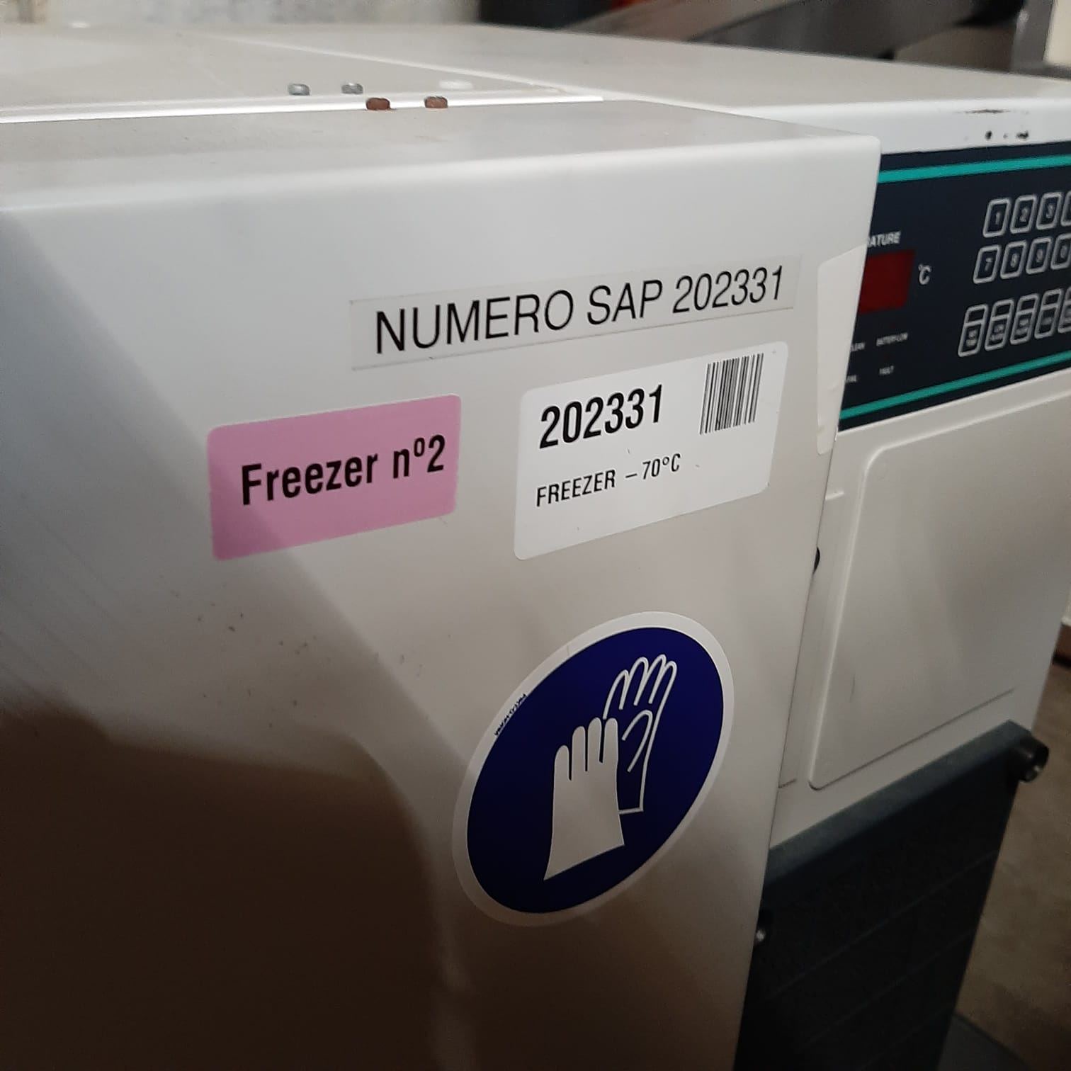 Used Freezer - New Brunswick Scientific - DK174