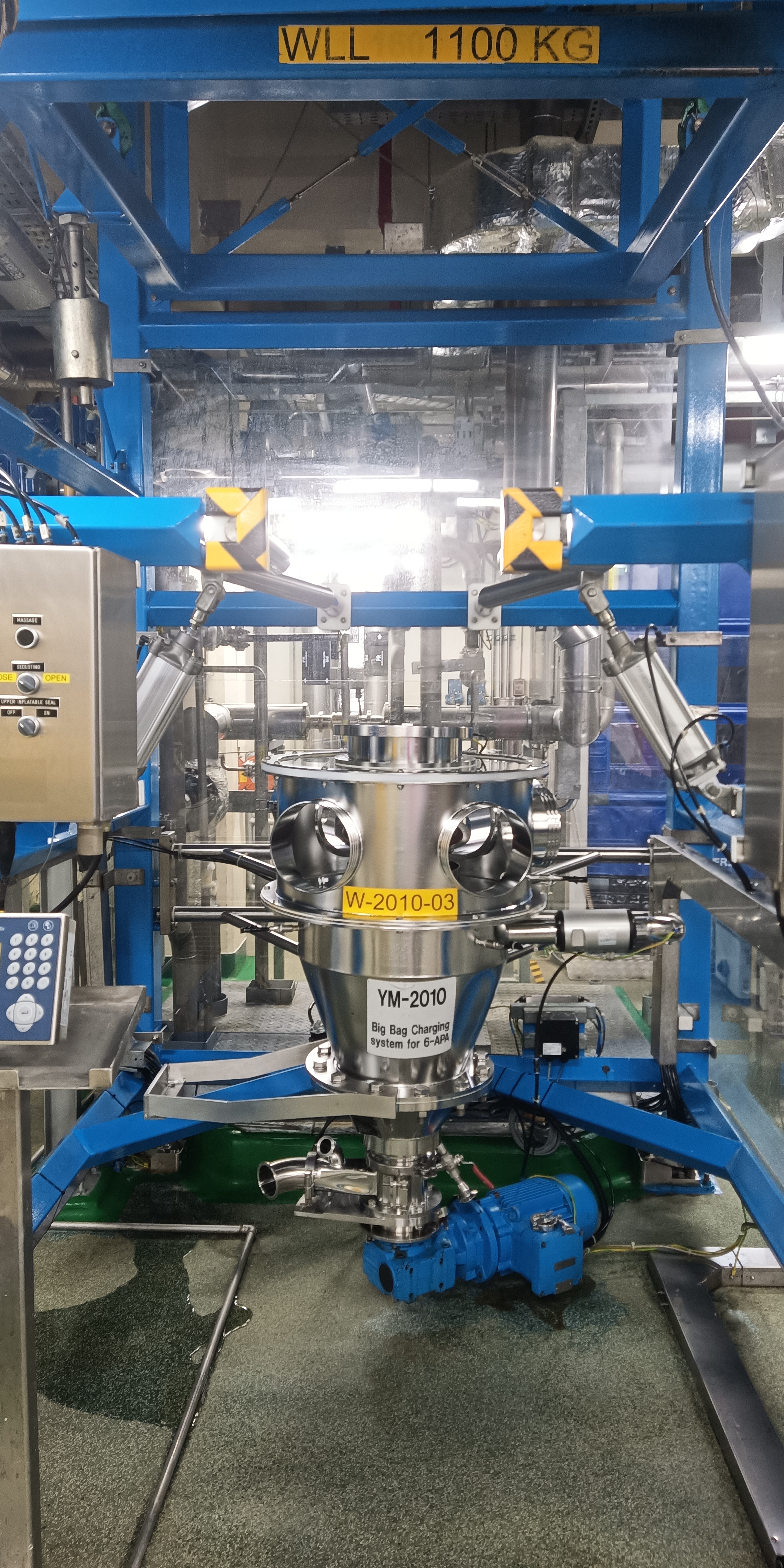 Used Big Bag Charging System For 6-APA With Pellet Receiver Rotary Valve - Dietrich Engineering Consultants SA - SG054