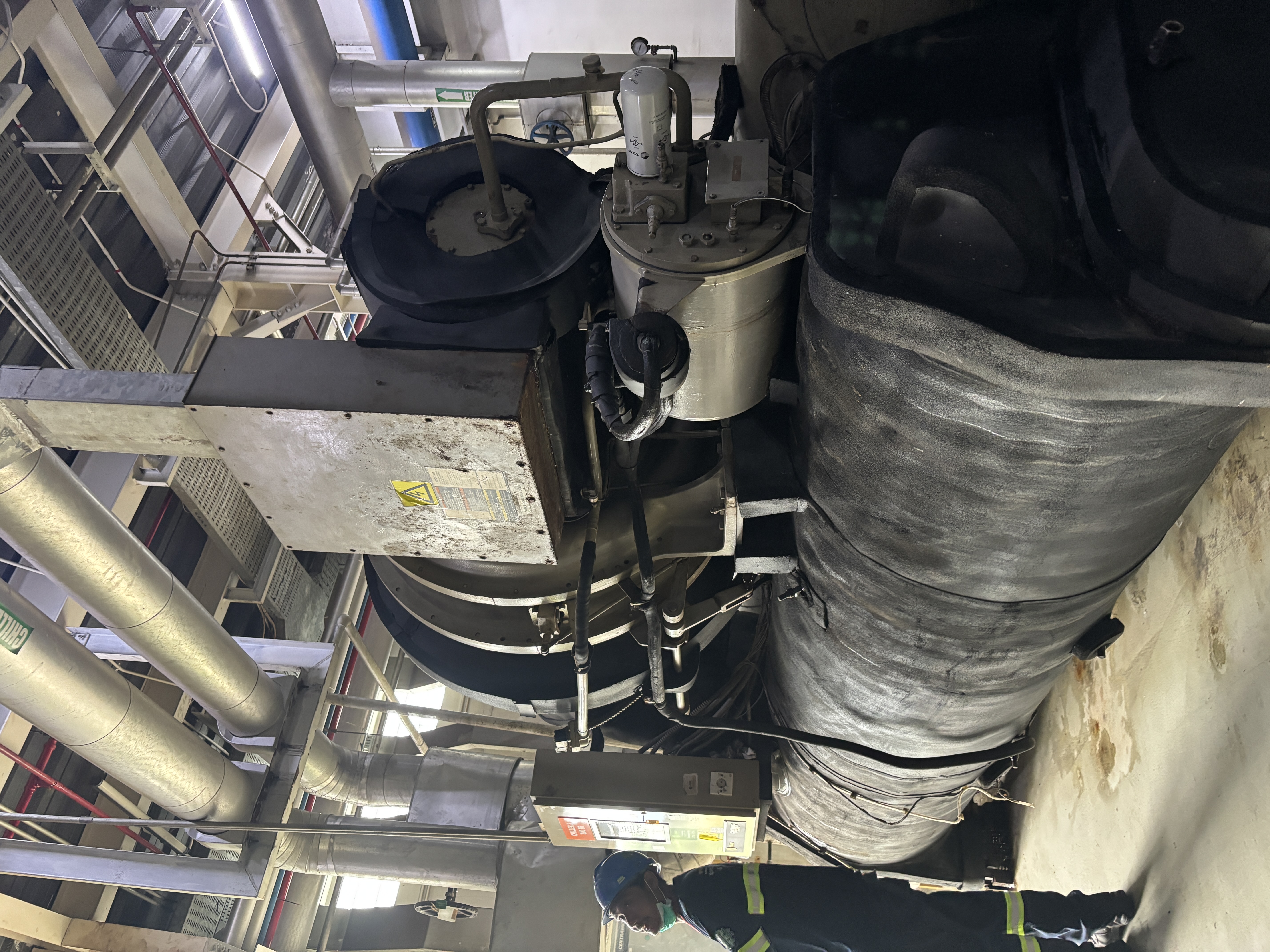 Used Chiller - Trane - CVHE420 - LC0201