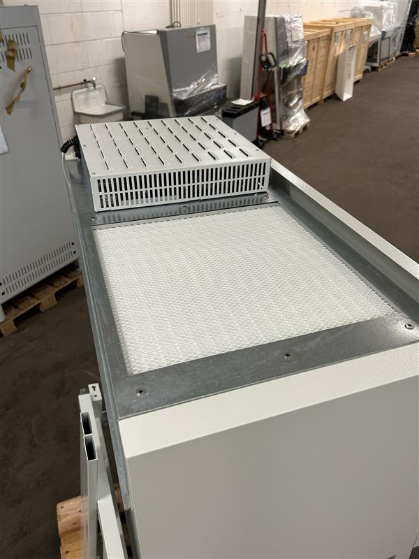 Used Laminar Flow - Thermo Fisher Scientific - Safe 2020 0.9 - BTH094, BTH095