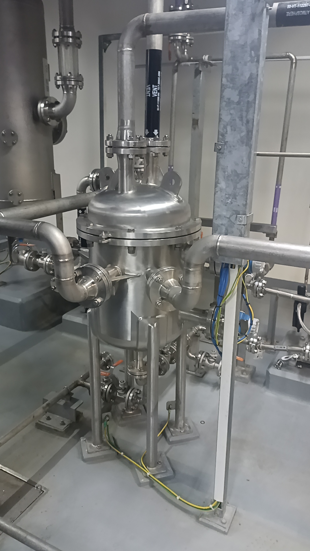 Used N2 Compressor Preseparator Vessel - Harald Uebers - SG066