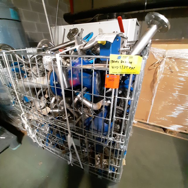 Used  Valve and Small Equipment in Pallet - RX.77.4