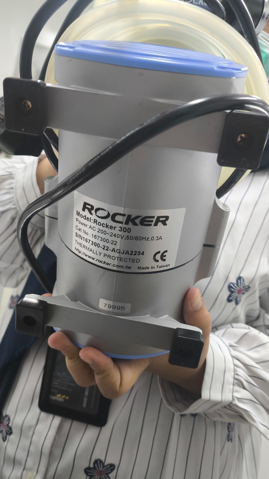 Used Vacuum Pump For Membrane Filter Analysis - Rocker - Rocker 300 - LC0306