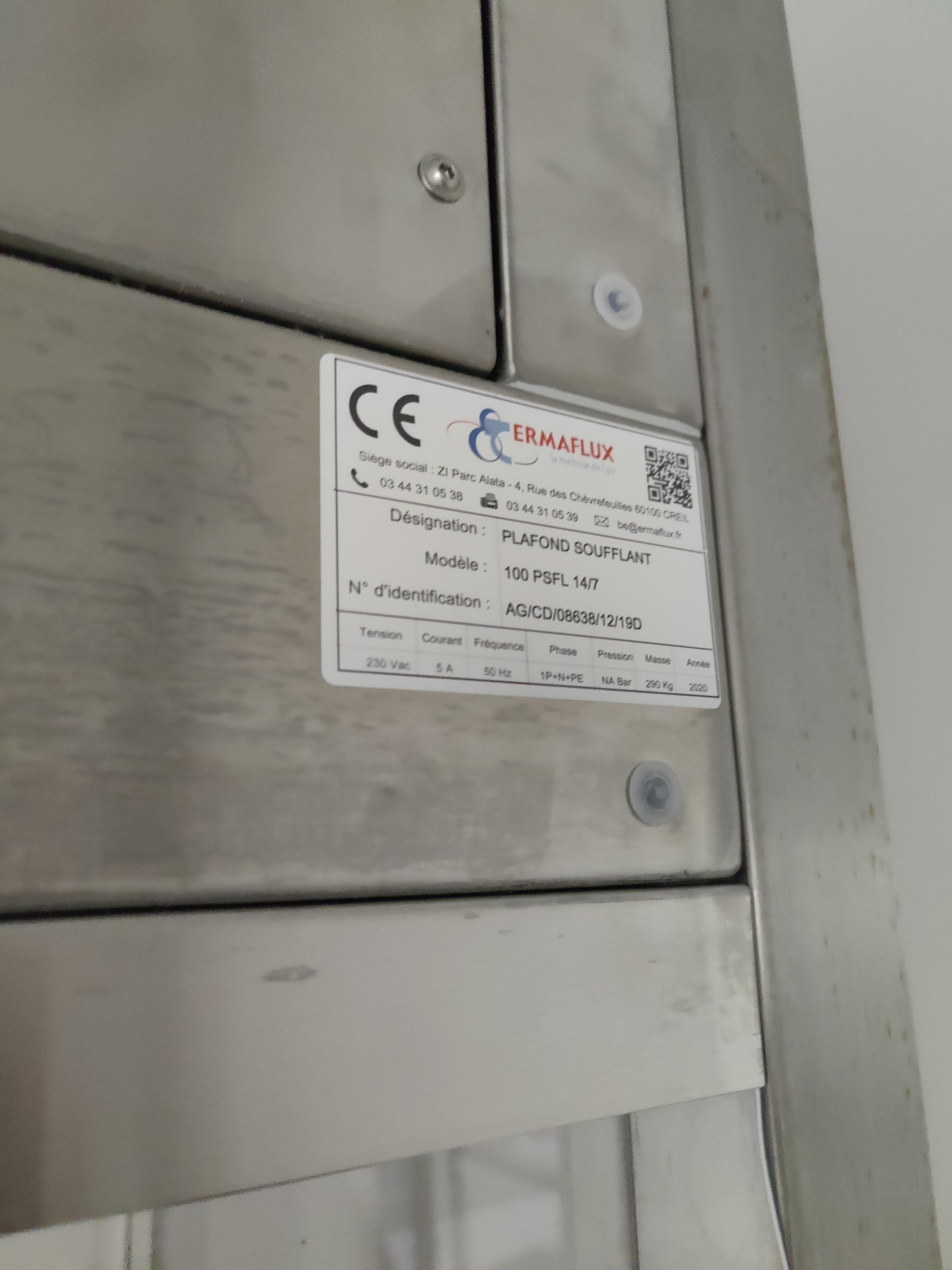 Used 2 Laminar Flow Hoods-051.SF