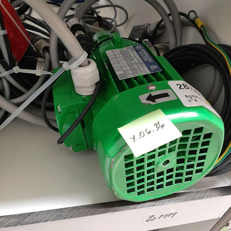 Used Motor Cuve - Bonfiglioli Riduttori - BN 63 B 2 - 59.06.009.GR