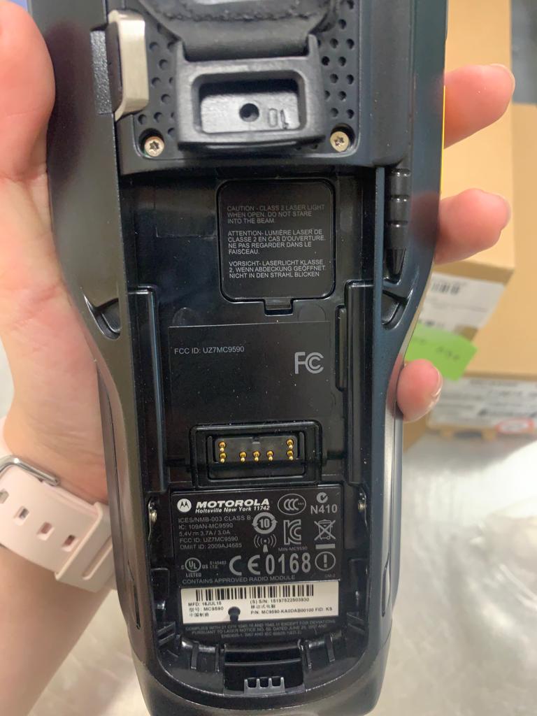 Used Digital Phone With the Battery - Motorola MC9590 Mobile Computer - X07.090