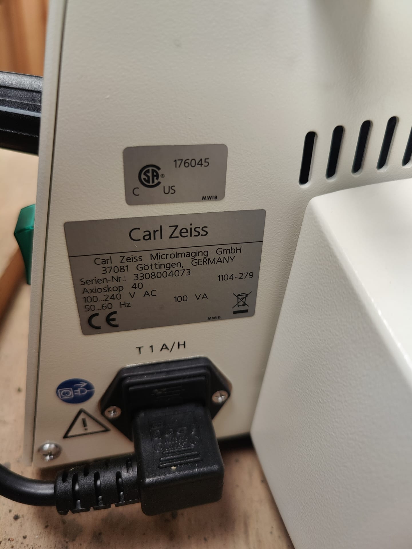 Used Microscope - Axioskop 40 -  DK1016