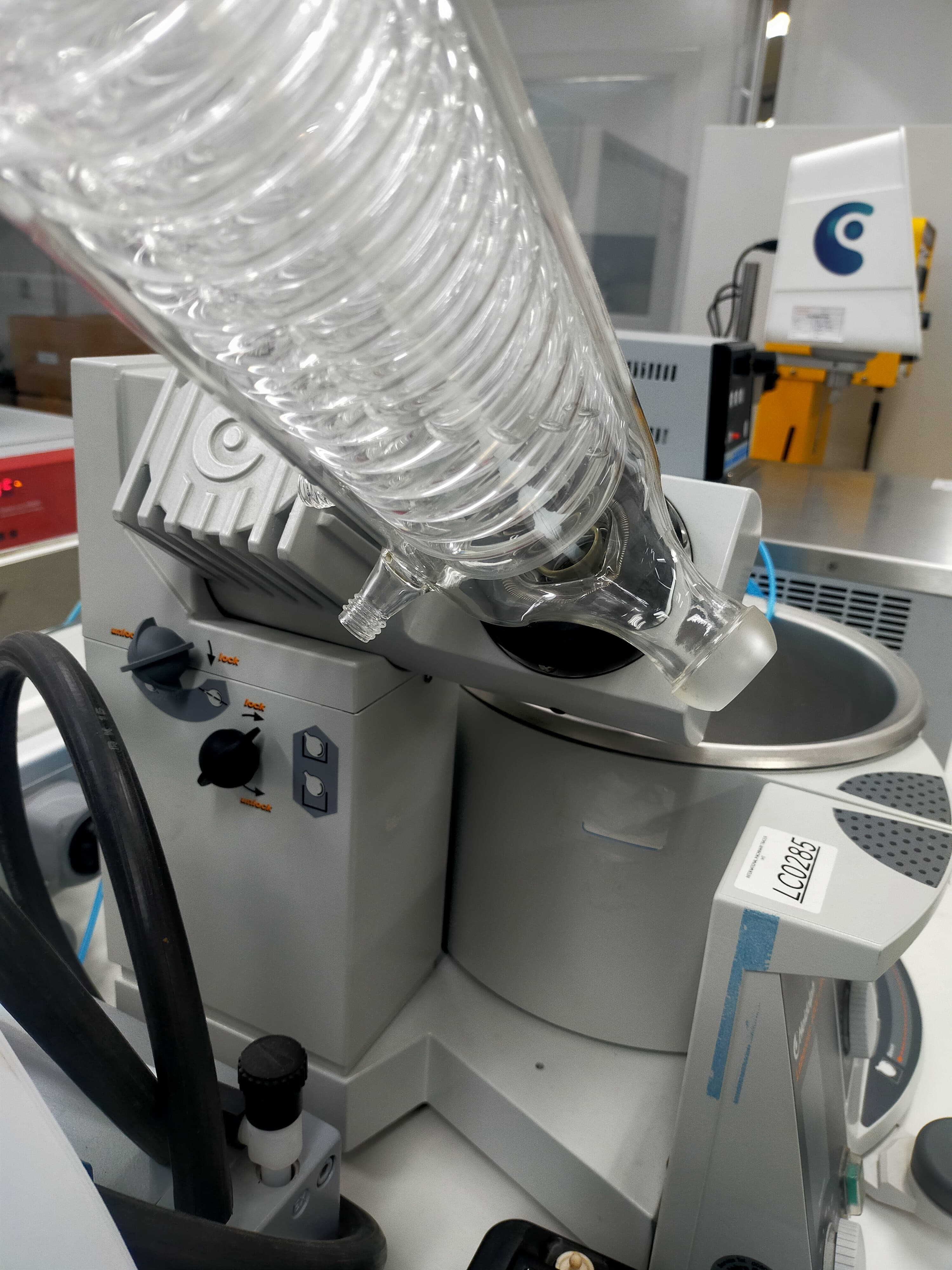 Used Rotary Evaporator - Heidolph - Laborota 4000 Efficient - LC0285
