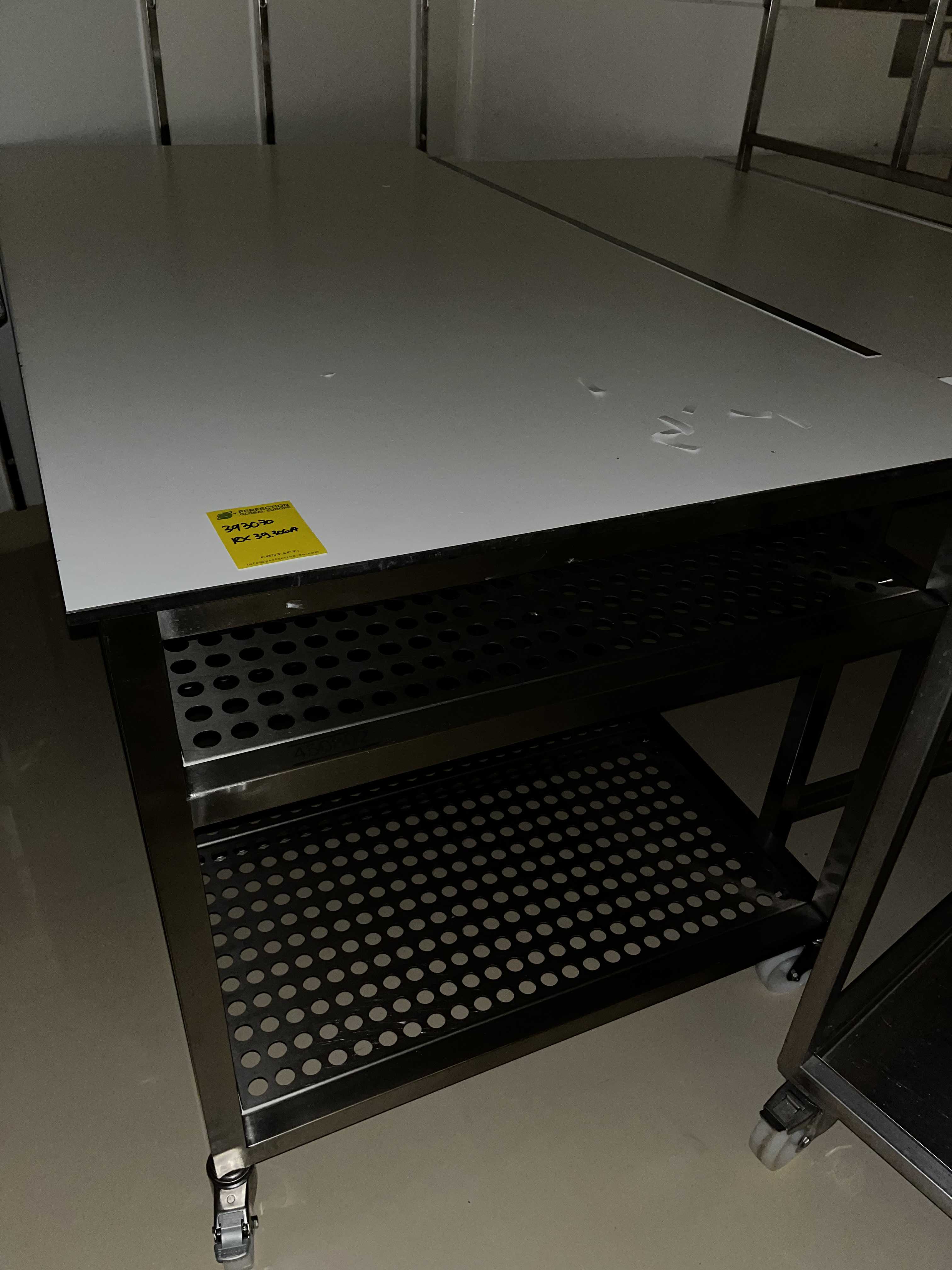 Used Table - 393070