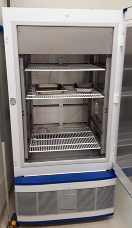 Used Refrigerator - Dometic - LR410 GG - GR040