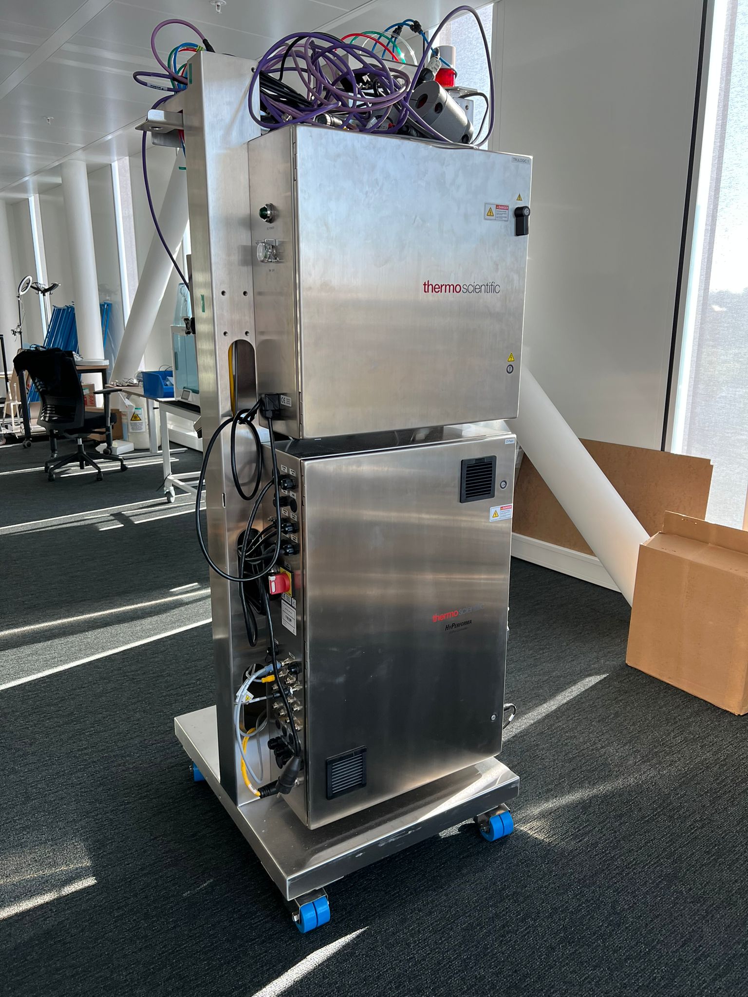 Used Hyperforma Single Use Mixer - Thermo Scientific - EC002