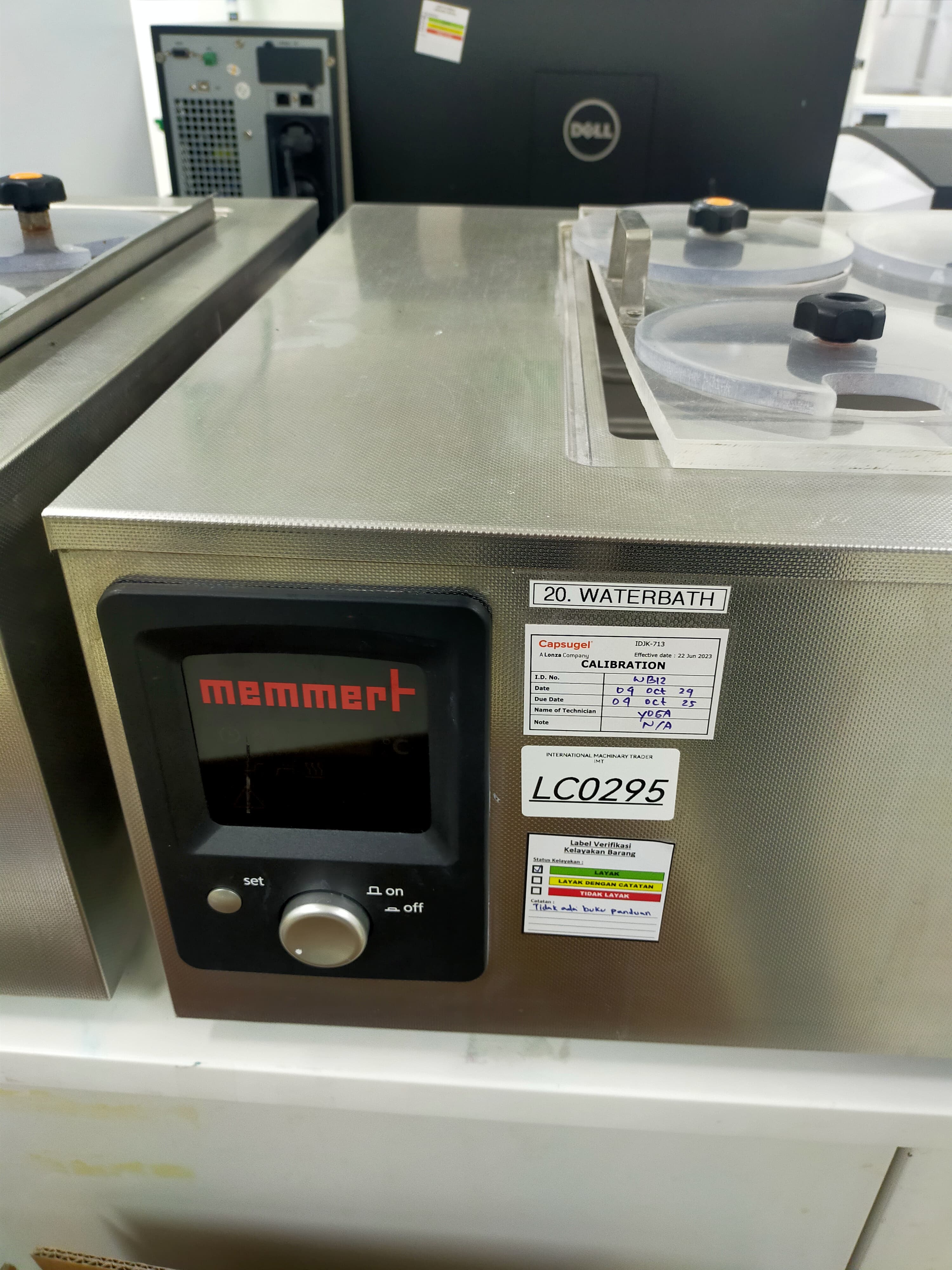 Used Water Bath - Memmert - WB 29 - LC0294, LC0295