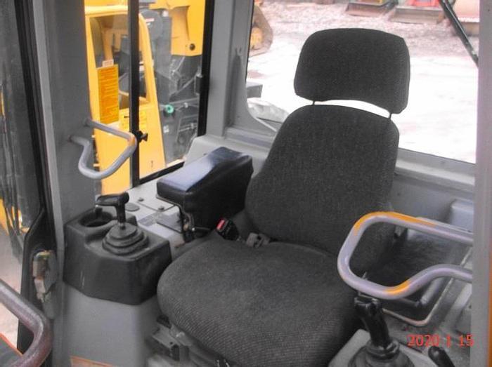 Used 2007 CATERPILLAR D4G XL