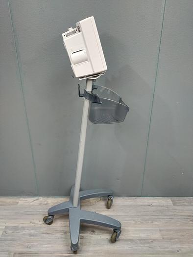 Gebraucht Mindray Datascope Accutorr V Vital Patientenmonitor auf Trolley