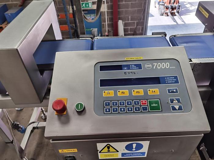 Used Loma Systems Combi 7000 metal detector / checkweigher