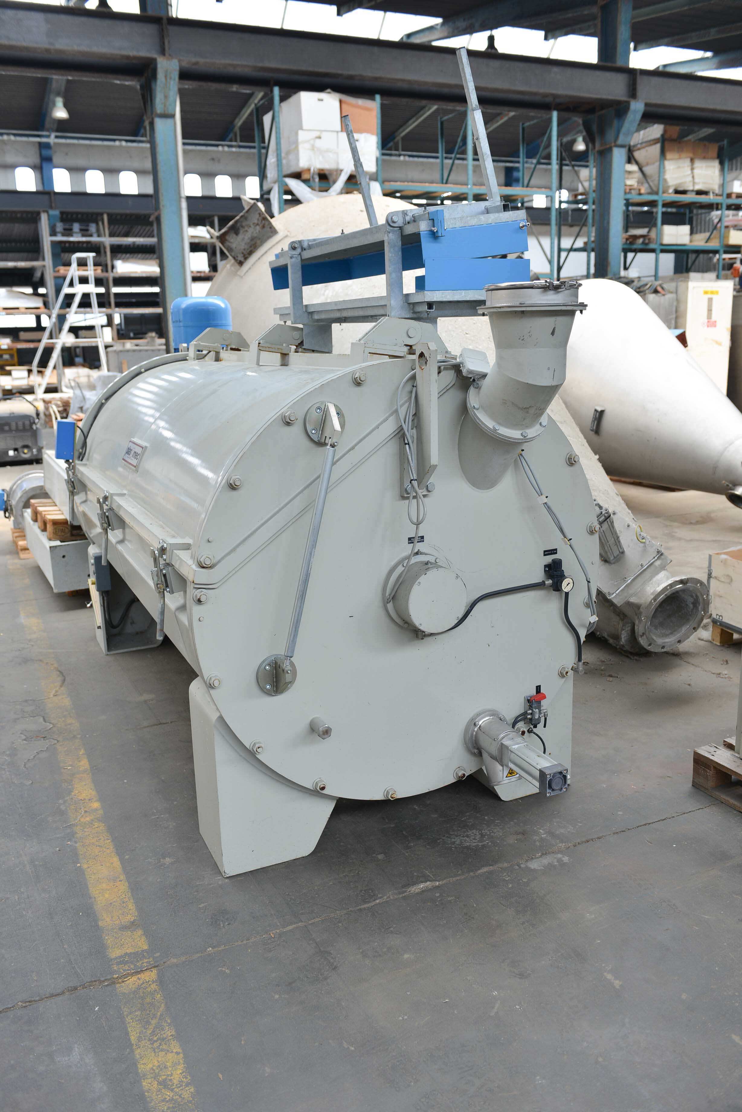 Used PLASMEC mixer from 3500 Liters
