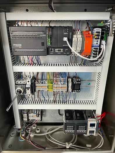 Used POUCH PACKING MACHINE