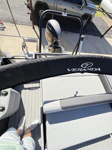 2025 Veranda VR22VLC Tri-Toon