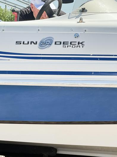 Used HURRICANE DECK BOAT
