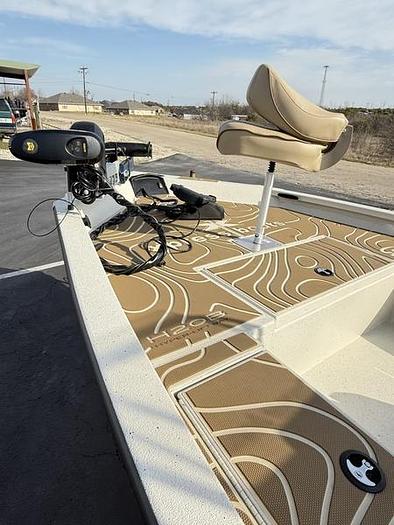 2025 Xpress H-20 BAY